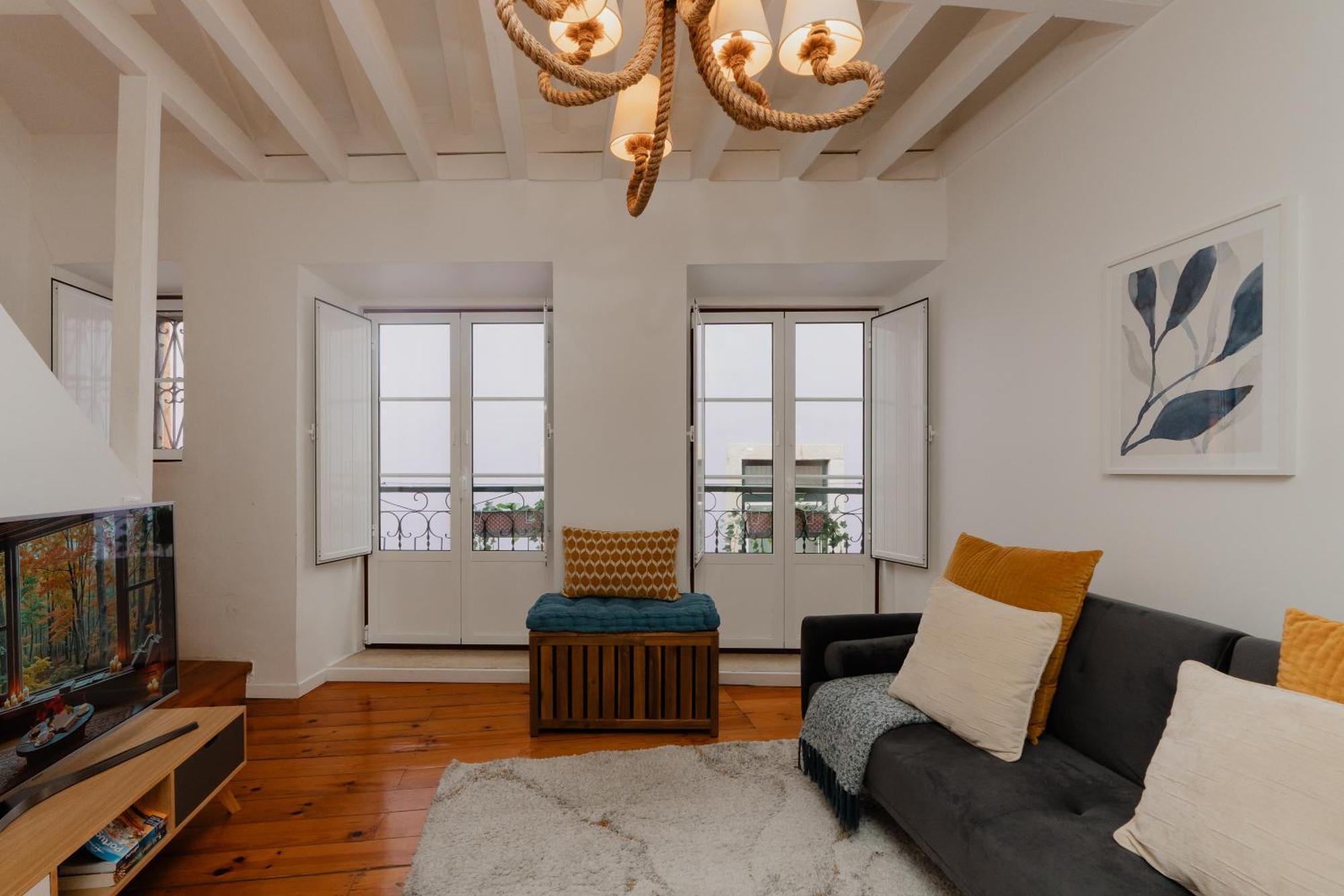 Stylish Getaway In A Mezzanine Flat By The Castle Leilighet Lisboa Eksteriør bilde