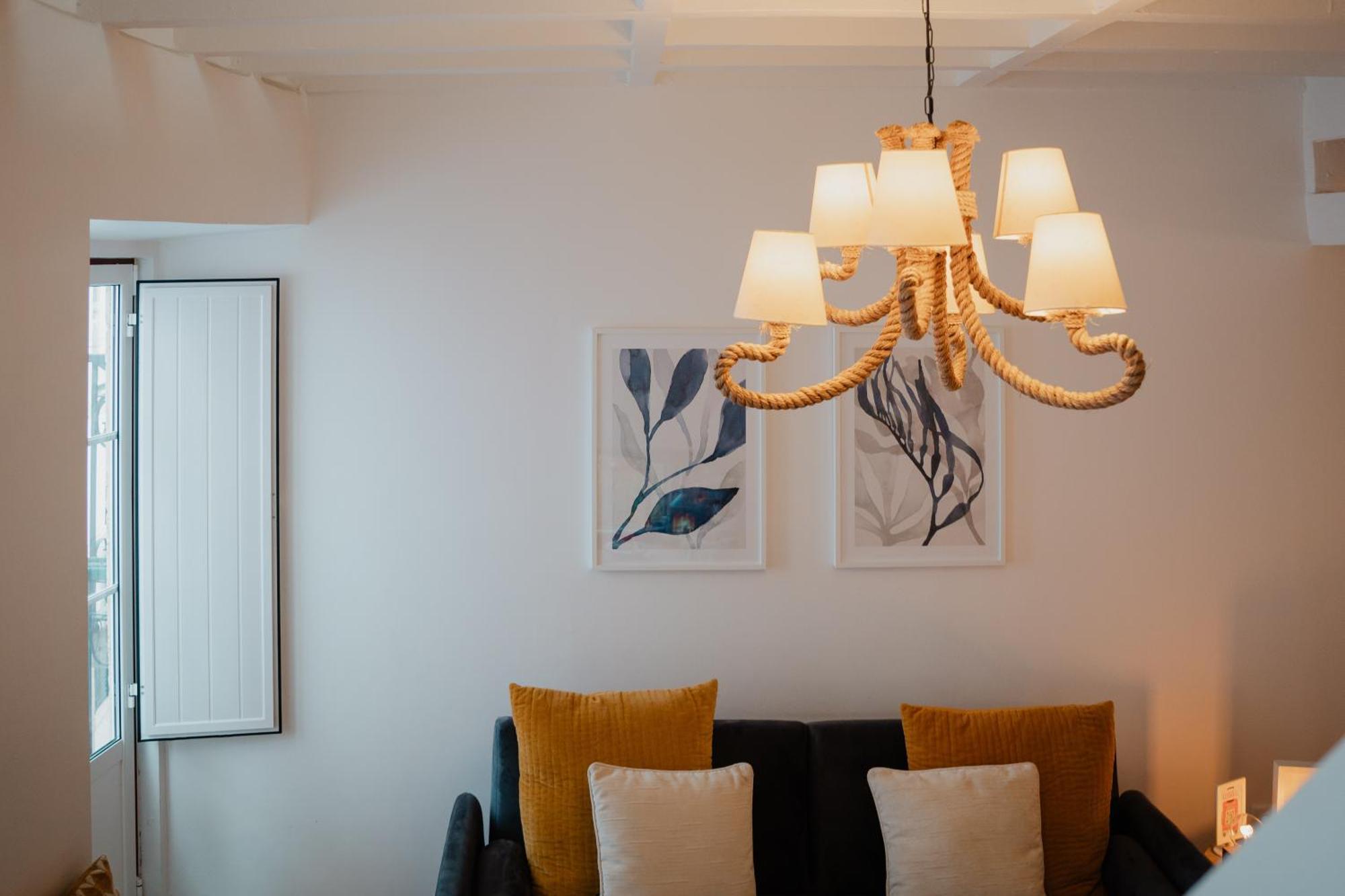 Stylish Getaway In A Mezzanine Flat By The Castle Leilighet Lisboa Eksteriør bilde